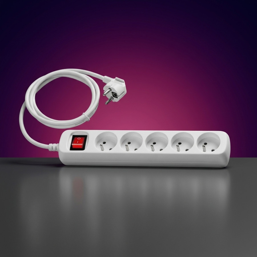 Multiprise avec 5 prises - Câble 1m - Interrupteur - MAX 3500W